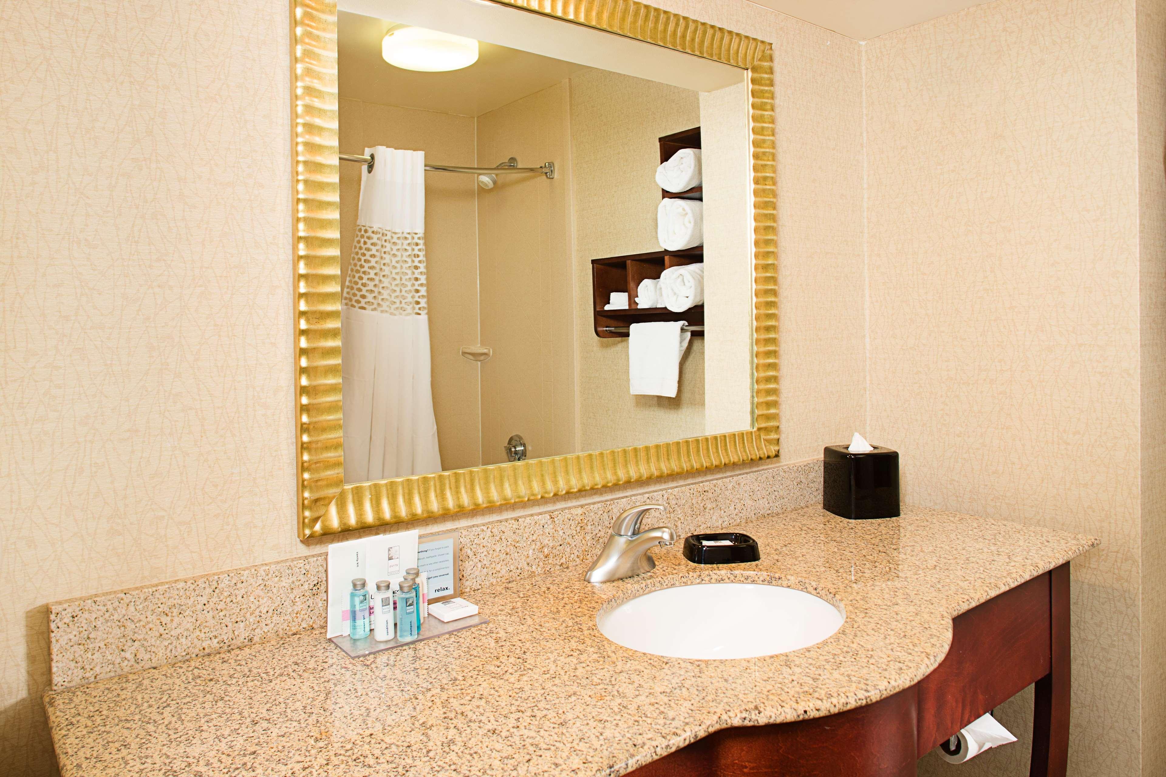Hampton Inn Philadelphia/Willow Grove Exterior photo