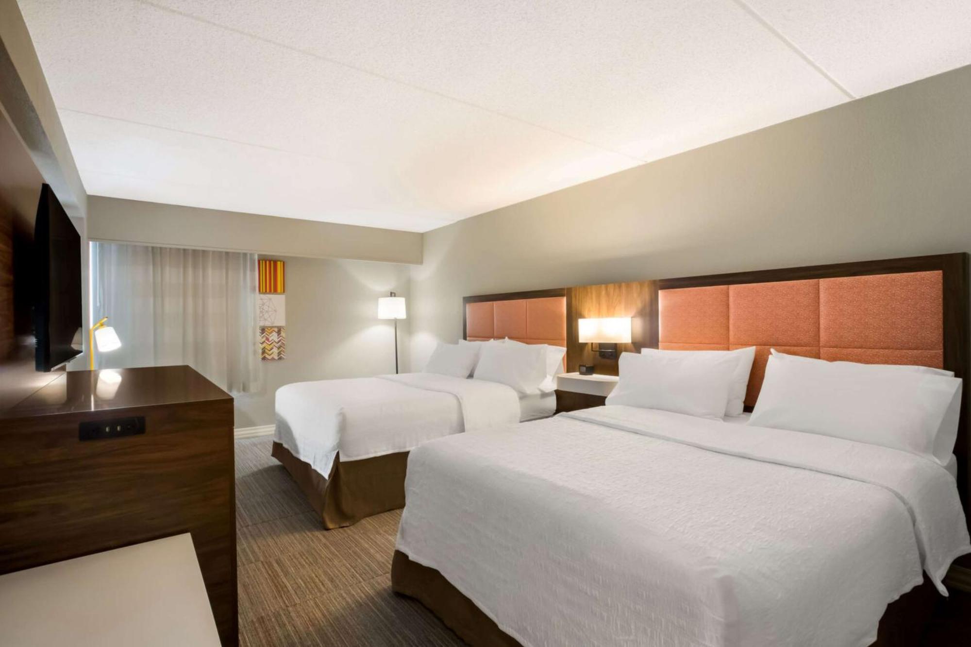 Hampton Inn Philadelphia/Willow Grove Exterior photo