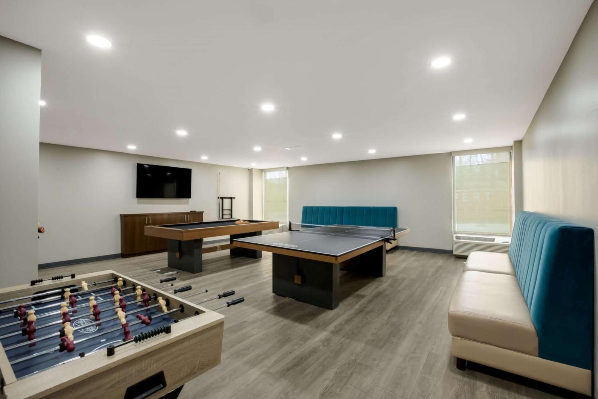 Hampton Inn Philadelphia/Willow Grove Exterior photo